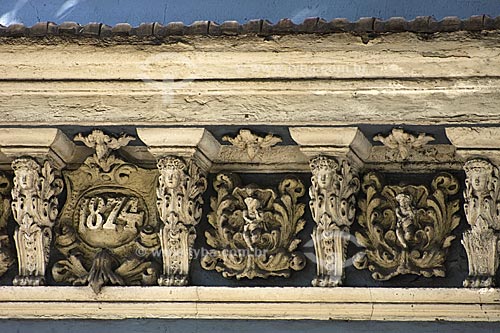  Assunto: Detalhes de arquitetura de edificações históricas na rua Marechal Floriano, antiga rua Larga  / Local:  Rio de Janeiro - RJ - Brasil  / Data: 02/2008 