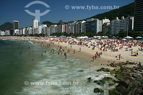  Assunto: Praia do Leme com Copacabana ao fundo  / Local:  Rio de Janeiro - RJ - Brasil  / Data: 11/2009 