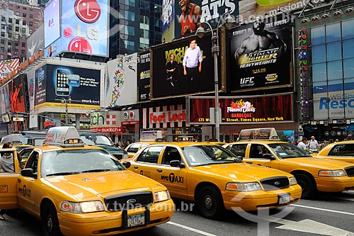  Assunto: Taxis no Times Square / Local: Nova Yorque - Estados Unidos da América (EUA) / Data: julho 2009 