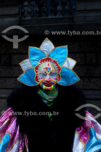  Assunto: Detalhe da máscara da fantasia de Clóvis ou Bate - Bola durante carnaval de rua  / Local: Rio de Janeiro - RJ - Brasil  / Data: 09/04/2010 