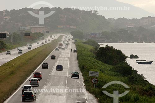  Assunto: Vista geral da Rodovia BR-101  / Local:  Niterói - Rio de Janeiro (RJ) - Brasil  / Data: 01/2007 