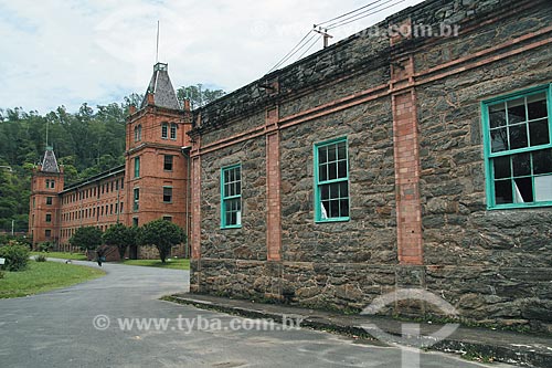 Antiga fabrica. Atual polo do IFRJ - Foto de Paracambi, Estado do