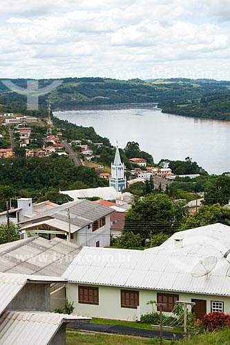  Assunto: Vista da cidade e Rio Uruguai / Local: Itapiranga - Santa Catarina - Brasil / Data: 02/2010 