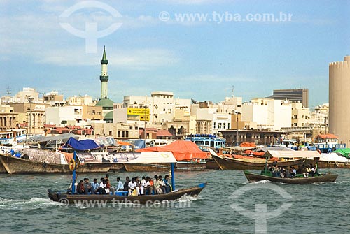  Assunto: Transporte público feito em pequenas embarcações (Abras) na Baía de Creek  / Local:  Dubai - Emirados Árabes  / Data: Janeiro 2009 