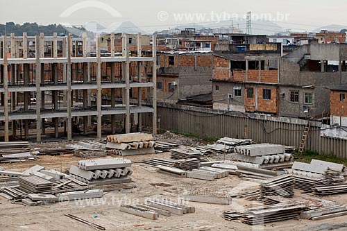  Assunto: Construção do Conjunto Habitacional do Programa de Aceleração do Crescimento - PAC Manguinhos - na Avenida Leopoldo Bulhões 540  / Local:  Rio de Janeiro - RJ - Brasil  / Data: 19/05/2010 