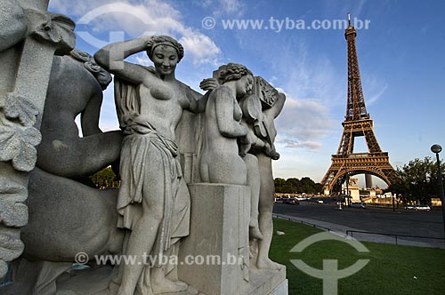  Assunto: Torre Eiffel e Jardins de Trocadero / Local: Paris - França / Data: 15/09/2009 