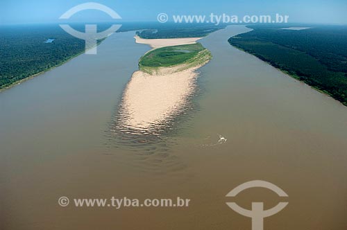  Assunto: Vista aérea do Rio Madeira  / Local:  Amazonas (AM) - Brasil  / Data: 03/11/2007 