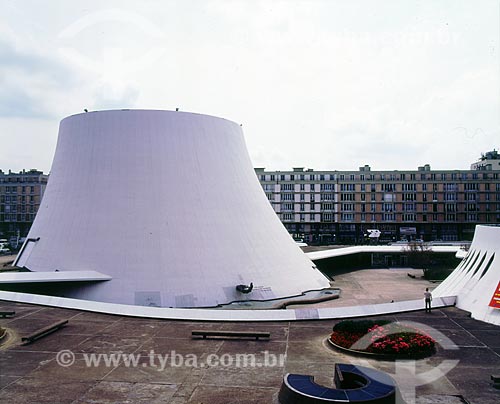  Assunto: Centro Cultural Le Havre também conhecido como Le Volcan - Projeto de Oscar Niemeyer  / Local:  Le Havre - França - Europa  / Data: 2009 