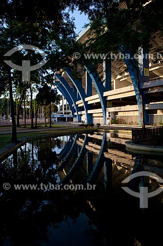  Assunto: Fachada do Estádio Jornalista Mário Filho - Maracanã  / Local:  Rio de Janeiro - RJ - Brazil  / Data: 06/2010 