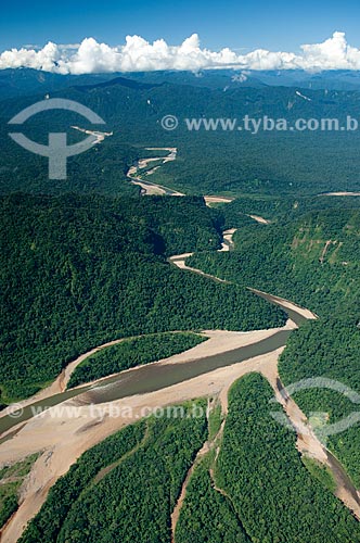  Assunto: Vista aérea do Rio Ichilo e floresta de Yungas Bolivianas no Parque National Amboró  / Local:  Departamento de Santa Cruz - Bolívia  / Data: 03/2008 