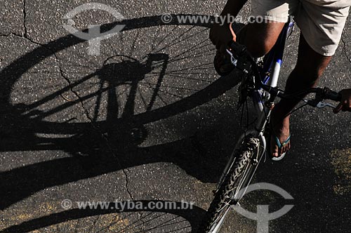  Assunto: Bicicleta em copacabana / Local: Copacabana - Rio de Janeiro - RJ - Brasil / Data: 01/2009 