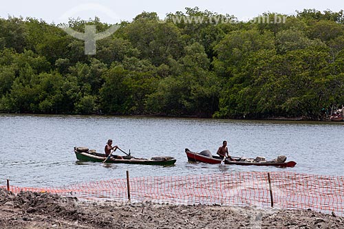  Assunto: Barcos  no Rio Capibaribe e manguezal da Ilha de Deus  / Local:  Recife - Pernambuco  / Data: 14/10/2010 