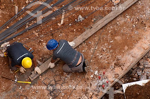  Assunto: Operários em canteiro de obras - Construção Civil  / Local:  Rua da Consolação - São Paulo  / Data: 07/10/2010 