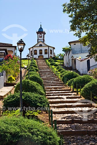  Assunto: Escadaria de acesso a igreja de Santa Rita  / Local:  Serro - Minas Gerais - MG  / Data: 12/ 2009 