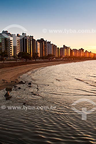  Assunto: Por do sol na Avenida Beira Mar Norte / Local: Florianópolis - Santa Catarina (SC) - Brasil / Data: 30/10/2010 