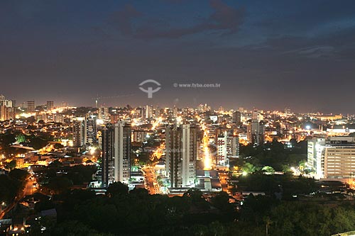  Assunto: Vista aérea da cidade de Manaus à noite / Local: Manaus - Amazonas (AM) - Brasil / Data: 10/2010 