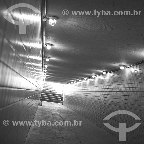  Assunto: Corredor de acesso ao campo de futebol do Estádio Jornalista Mário Filho - Maracanã  / Local:  Rio de Janeiro - RJ - Brazil  / Data: 06/2010 