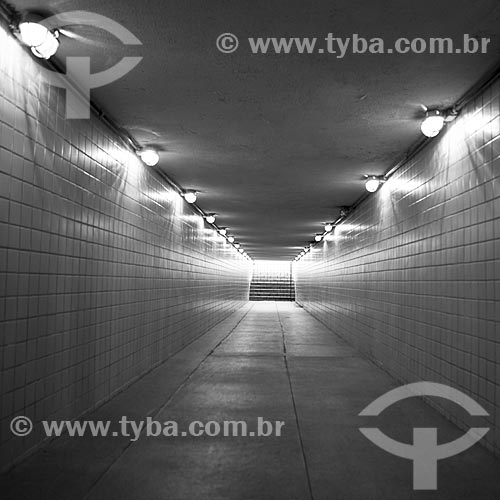  Assunto: Corredor de acesso ao campo de futebol do Estádio Jornalista Mário Filho - Maracanã  / Local:  Rio de Janeiro - RJ - Brazil  / Data: 06/2010 
