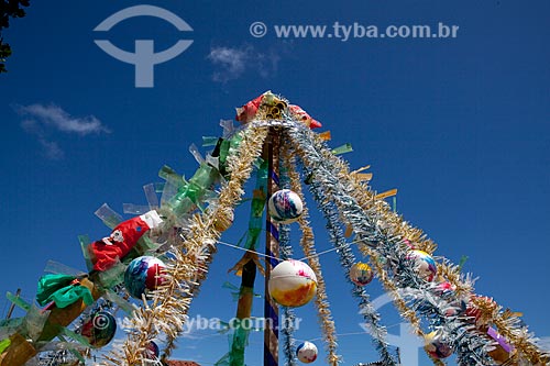  Assunto: Bolas em árvore de Natal  / Local:  Maceió - Alagoas - AL  / Data: 2011 