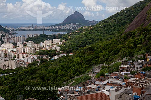  Assunto: Bairros do Humaitá e Lagoa vistos da Favela Santa Marta  / Local:  Rio de Janeiro - RJ - Brasil  / Data: 2011  