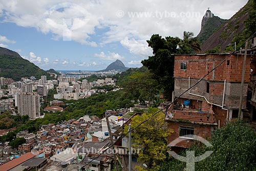  Assunto: Bairros do Humaitá e Lagoa vistos da Favela Santa Marta  / Local:  Rio de Janeiro - RJ - Brasil  / Data: 2011  