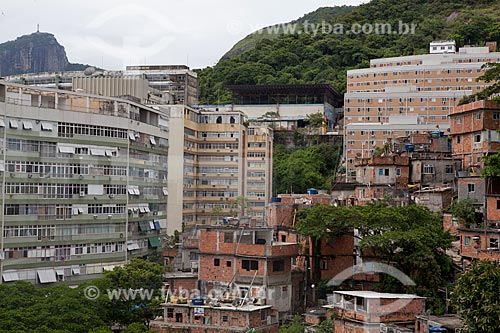  Assunto: Favela do Pavão-pavãozinho  / Local:  Copacabana - Rio de Janeiro - RJ - Brasil  / Data: 2011 