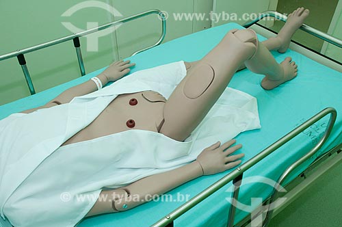  Assunto: Hospital Federal do Andaraí, centro de aperfeiçoamento medico com boneco para estudo de práticas hospitalares.    / Local:  Andaraí - Rio de Janeiro- Brasil / Data: 10/2010 