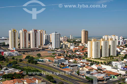  Assunto: Vista geral da cidade de Baurú com a Avenida Nações Unidas a frente  / Local:  Baurú - São Paulo - SP  / Data: 04/2010 