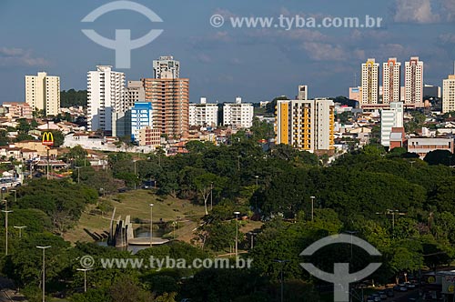  Assunto: Vista panorâmica da cidade de Bauru - Parque Vitória Régia  / Local:  Bauru - SP  / Data: 04/2010 