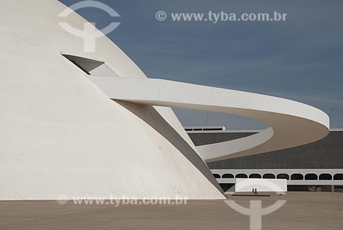  Assunto: Museu Nacional Honestino Guimarães no Complexo Cultural da República - Obra de Oscar Niemeyer  / Local:  Brasília - DF  / Data: 07/2007 
