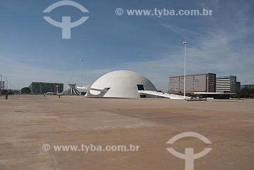  Assunto: Museu Nacional Honestino Guimarães no Complexo Cultural da República - Obra de Oscar Niemeyer  / Local:  Brasília - DF  / Data: 07/2007 