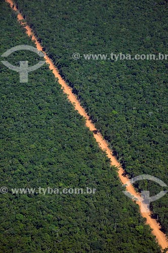  Assunto: Vista aérea de mata de transição na região de Canarana  / Local:  Canarana -  Mato Grosso - MT  / Data: 07/2009 