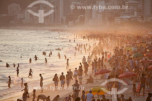  Assunto: Banhistas na Praia do Arpoador  / Local:  Ipanema - Rio de Janeiro - RJ  / Data: 02/2011 