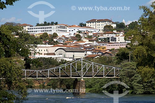  Assunto: Ponte Euclides da Cunha sob o Rio Pardo  / Local: São José do Rio Pardo - São Paulo (SP) - Brasil  / Data: 08/2009  