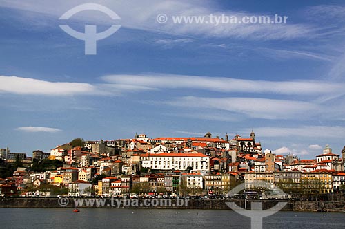  Assunto: Vista da cidade do Porto a partir da cidade Vila Nova de Gaia / Local: Porto - Portugal - Europa / Data: 03/2011 