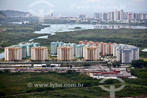  Assunto: Vista aérea da Vila Pan-Americana ou Vila do Pan - condomínio residencial / Local: Rio de Janeiro (RJ) - Brasil / Data: 03/2011 