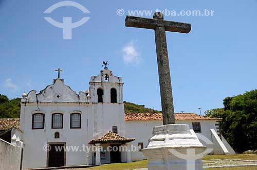  Assunto: Convento Nossa Senhora dos Anjos com Cruzeiro de Santo Antônio em primeiro plano  / Local: Cabo Frio - Rio de Janeiro (RJ) - Brasil  / Data: 12/2010  