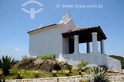  Assunto: Capela Nossa Senhora da Guia, construída em 1740, localizada no Morro da Guia / Local: Cabo Frio - Rio de Janeiro (RJ) - Brasil  / Data: 12/2010  