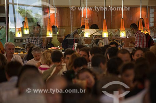  Assunto: Praça de alimentação do Botafogo Praia Shopping  / Local: Botafogo - Rio de Janeiro (RJ) - Brasil / Data: 03/2011 