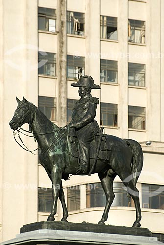  Assunto: Estátua do Duque de Caxias - Panteão / Local: Centro - Rio de Janeiro (RJ) - Brasil  / Data: 11/2009 