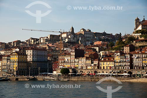  Assunto: Cais do Ribeira da cidade do Porto visto de Vila Nova de Gaia / Local: Porto - Portugal - Europa / Data: 10/2010 
