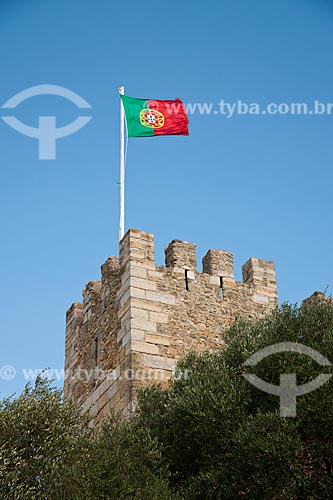  Assunto: Bandeira portuguesa hasteada no Castelo de São Jorge  / Local: Lisboa - Portugal - Europa / Data: 10/2010 