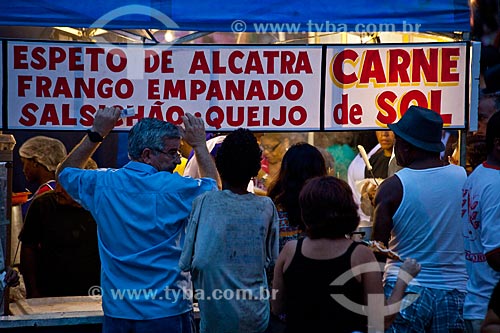  Assunto: Barraca para venda de alimentos na Cinelândia durante o carnaval / Local: Centro - Rio de Janeiro (RJ) - Brasil / Data: 03/2011 