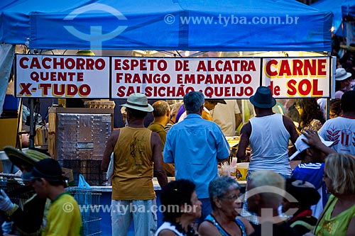 Assunto: Barraca para venda de alimentos na Cinelândia durante o carnaval / Local: Centro -  Rio de Janeiro (RJ) - Brasil / Data: 03/2011 