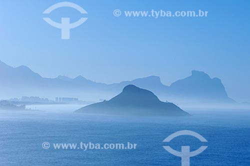  Assunto: Vista da Pedra do Pontal com Pedra da Gávea ao fundo / Local: Recreio dos Bandeirantes - Rio de Janeiro (RJ) - Brasil / Data: 06/2010 