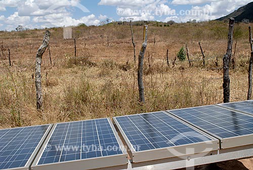  Assunto: Painel de energia solar (energia fotovoltáica) / Local: São José da Tapera - Alagoas (AL) - Brasil / Data: 11/2007 