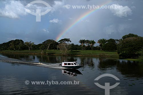  Assunto: Barco no Rio Amazonas / Local: Parintins - Amazonas (AM) - Brasil / Data: 06/2011 