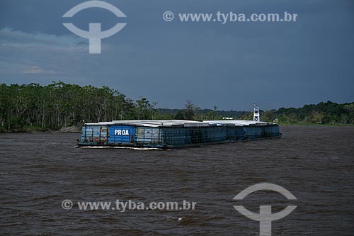  Assunto: Balsa de transporte no Rio Amazonas / Local: Parintins - Amazonas (AM) - Brasil / Data: 06/2011 