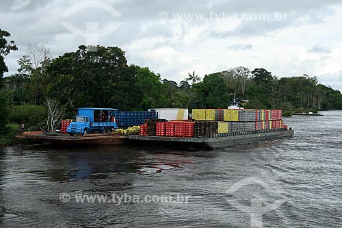  Assunto: Balsa de transporte no Rio Amazonas / Local: Itacoatiara - Amazonas (AM) - Brasil / Data: 06/2011 