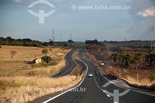  Assunto: Rodovia BR 050 / Local: Uberaba - Minas Gerais (MG) - Brasil / Data: 07/2011 